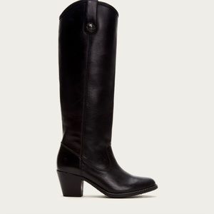 Frye Boot BRAND NEW in original box